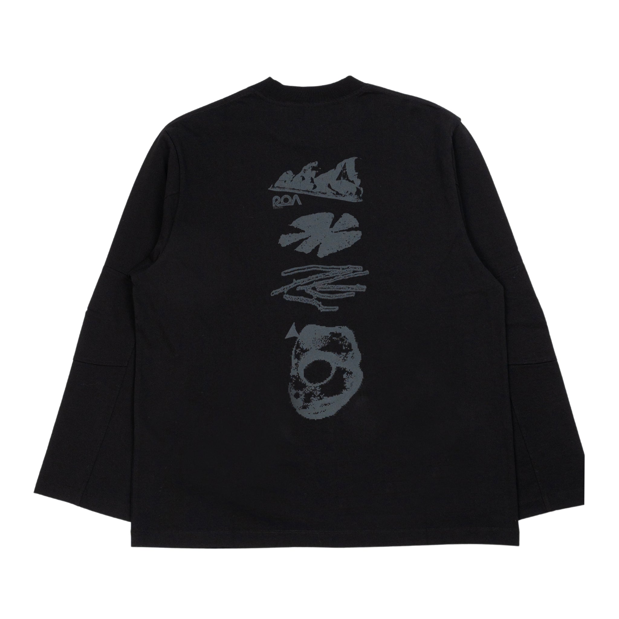 Long Sleeve Graphic in Black